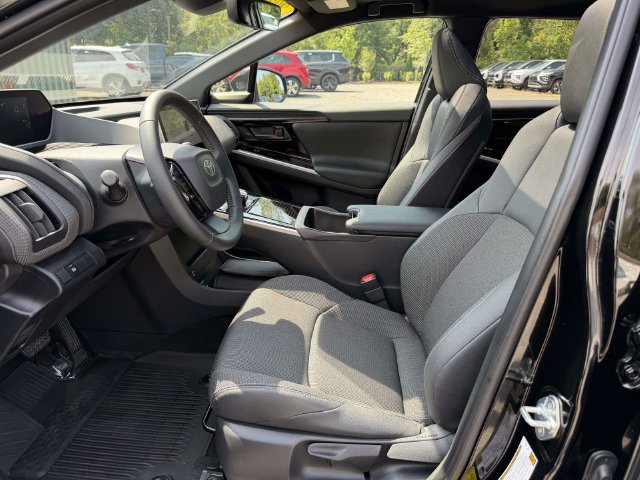 Used 2023 Toyota bZ4X AWD image 14