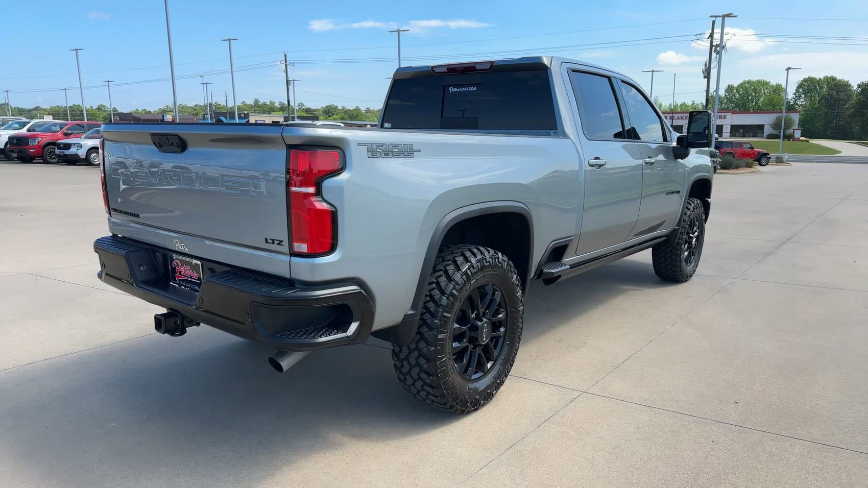 Used 2025 Chevrolet Silverado 2500 LTZ w/ LTZ Plus Package AWD/4WD image 7