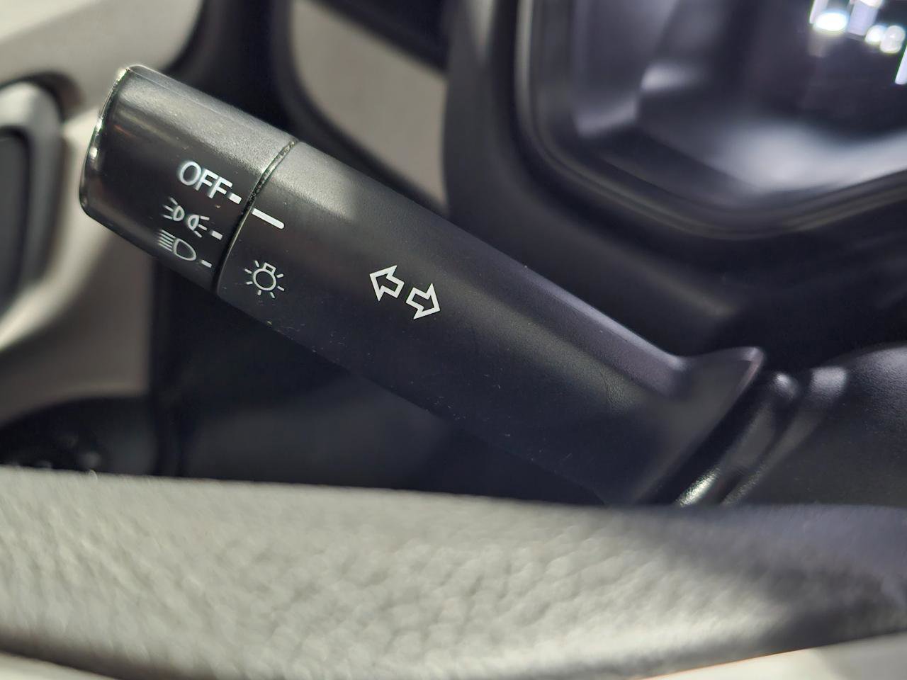 Used 2017 Honda CR-V LX image 33