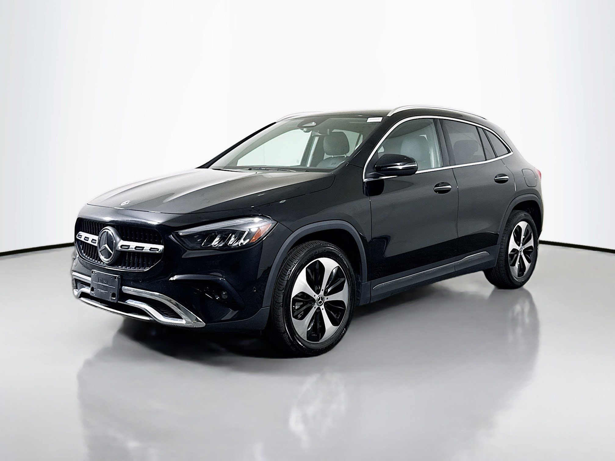 Used 2025 Mercedes-Benz GLA 250 image 4