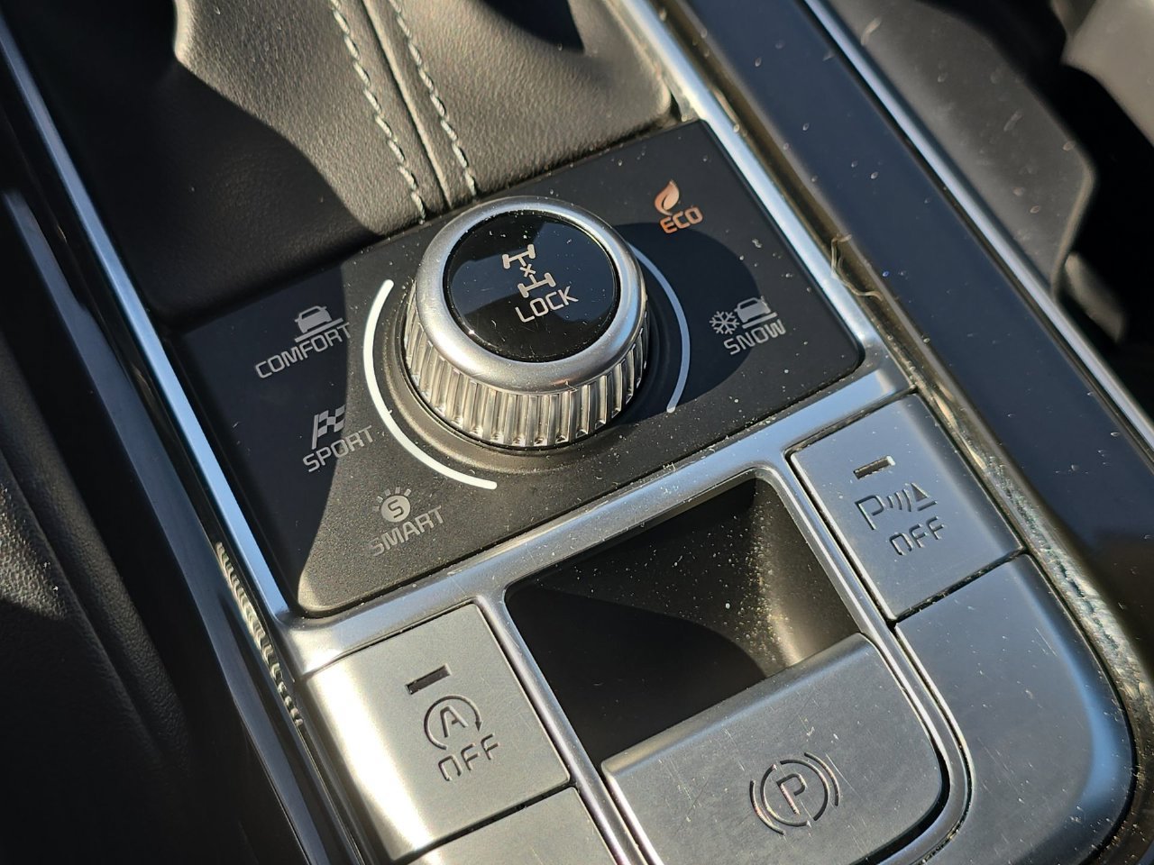 Used 2022 Kia Telluride S AWD/4WD image 36