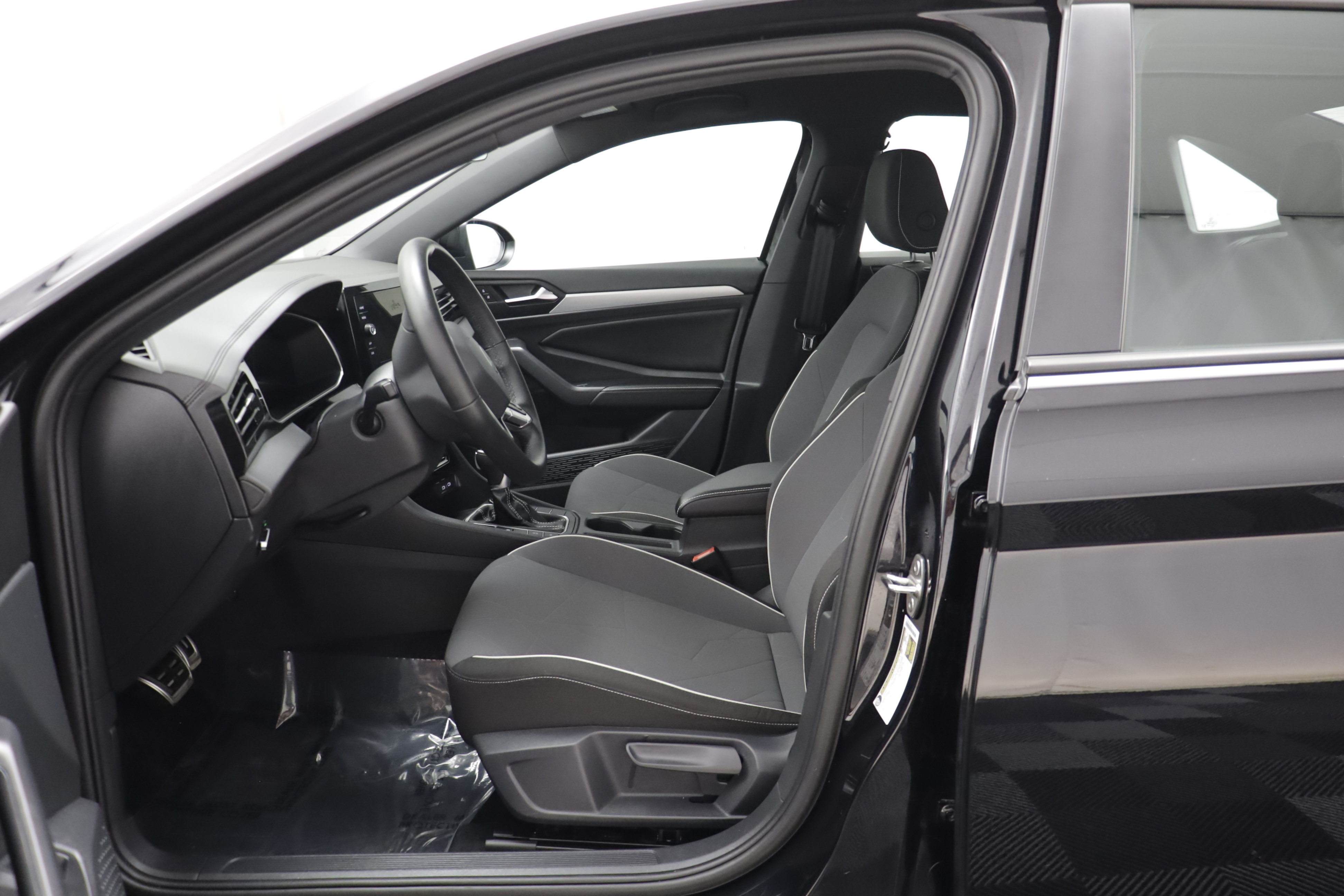 Certified 2026 Volkswagen Jetta Sport FWD image 5