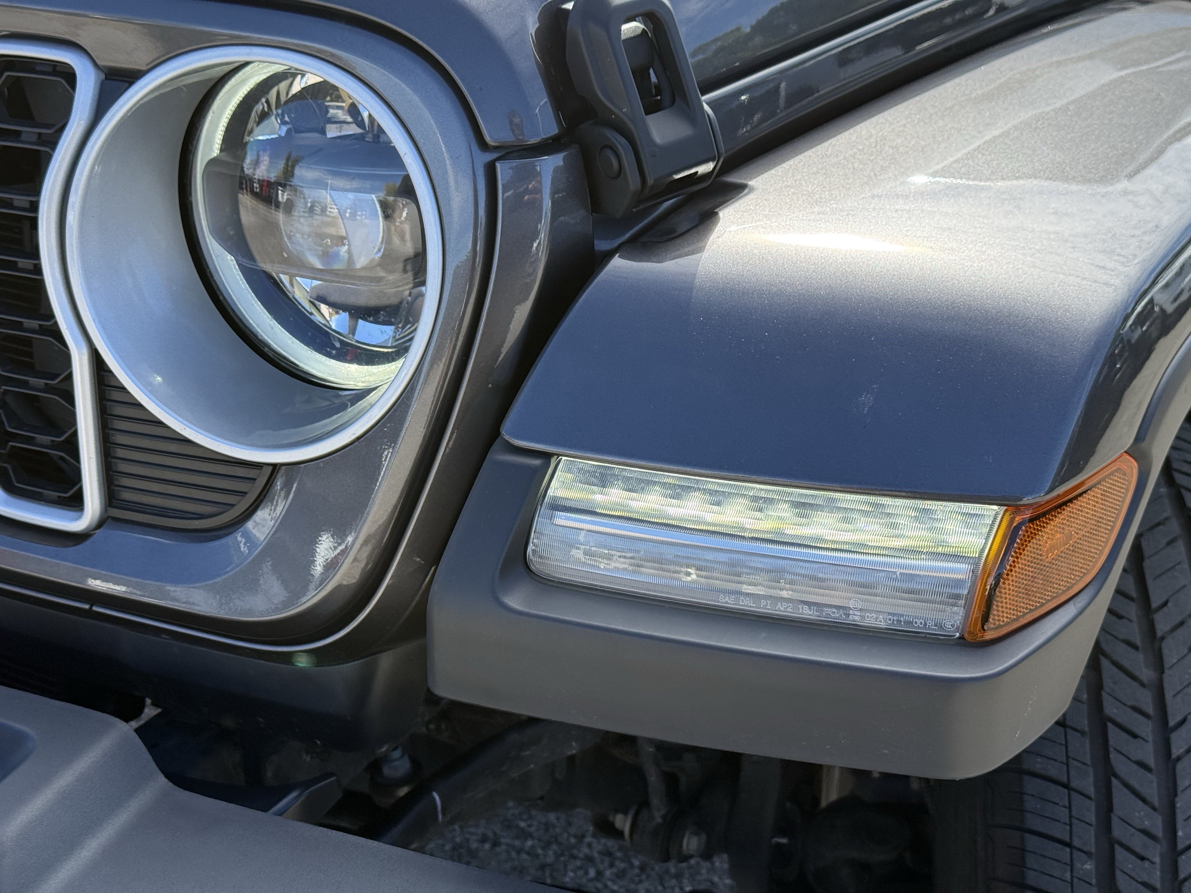 Used 2026 Jeep Wrangler Unlimited Sahara AWD/4WD image 6