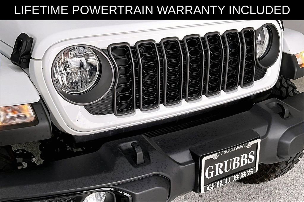 Used 2025 Jeep Gladiator Sport AWD/4WD image 40