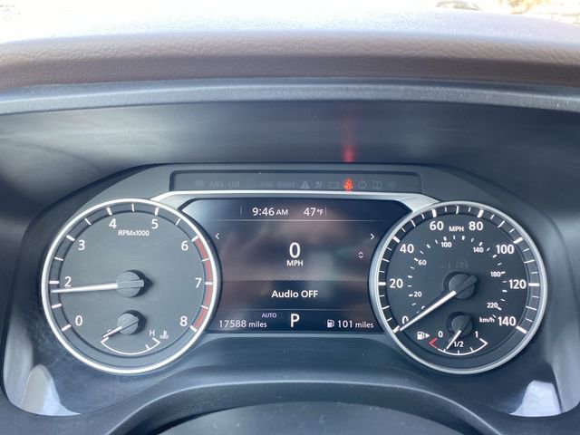 Used 2023 Nissan Rogue SV image 15