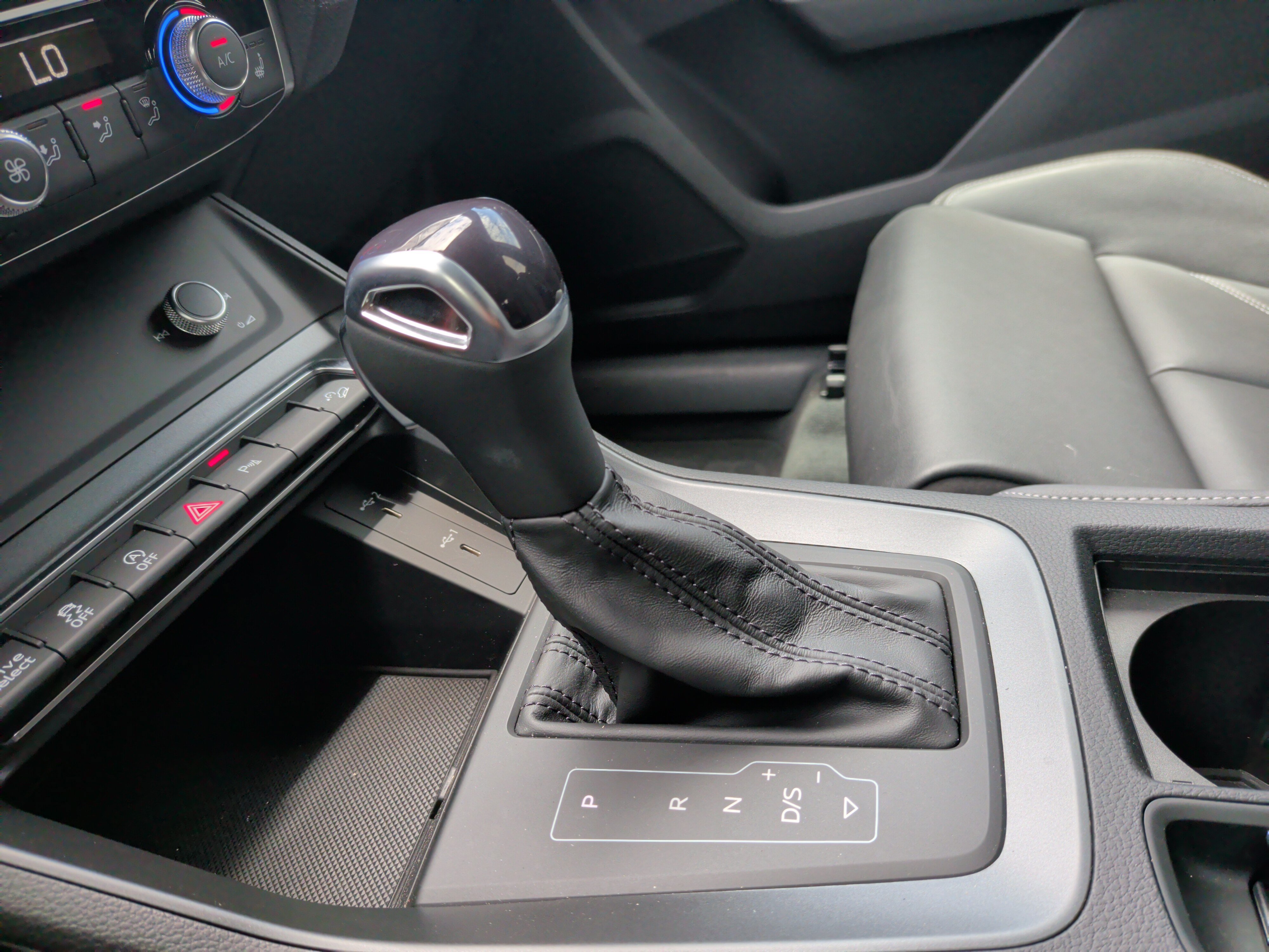 Certified 2022 Audi Q3 2.0T Premium Plus AWD/4WD image 25