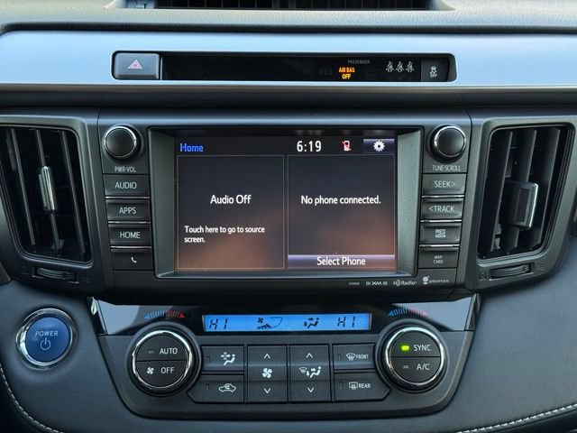 Used 2018 Toyota RAV4 Limited AWD/4WD image 3