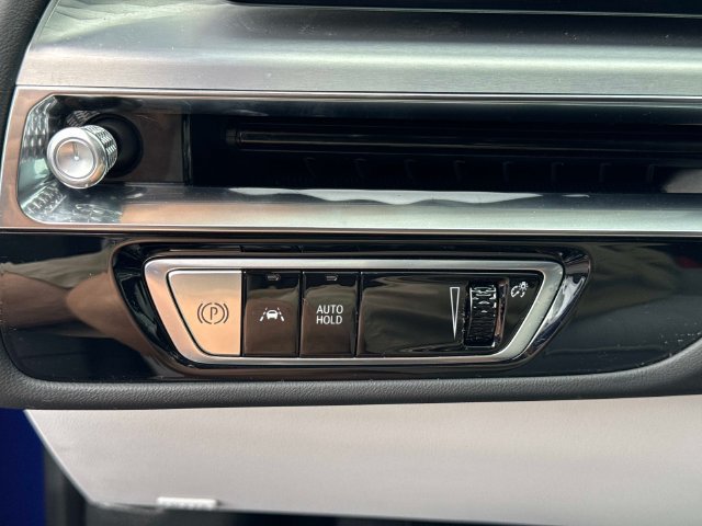 Certified 2024 Cadillac Lyriq Sport AWD/4WD image 30