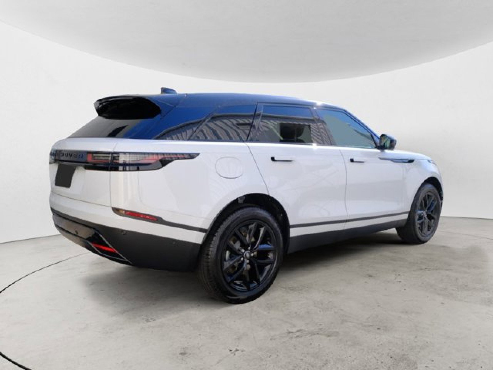 New 2025 Land Rover Range Rover Velar S image 5