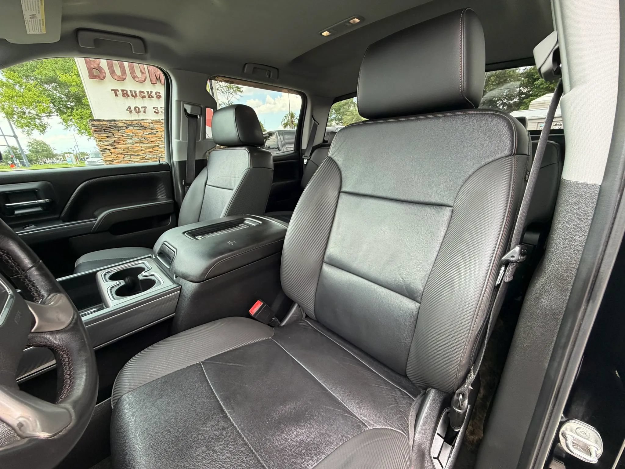 Used 2016 GMC Sierra 1500 SLT w/ All-Terrain Package AWD/4WD image 10