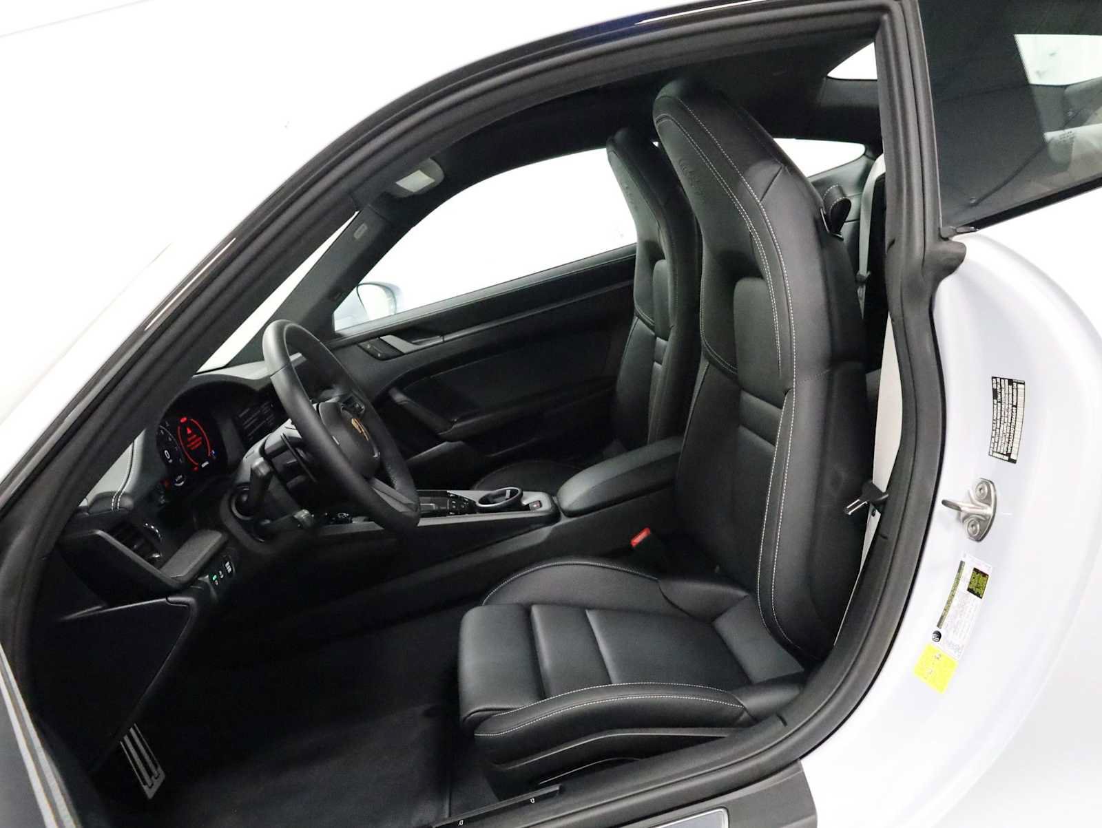 Certified 2026 Porsche 911 Carrera RWD image 5