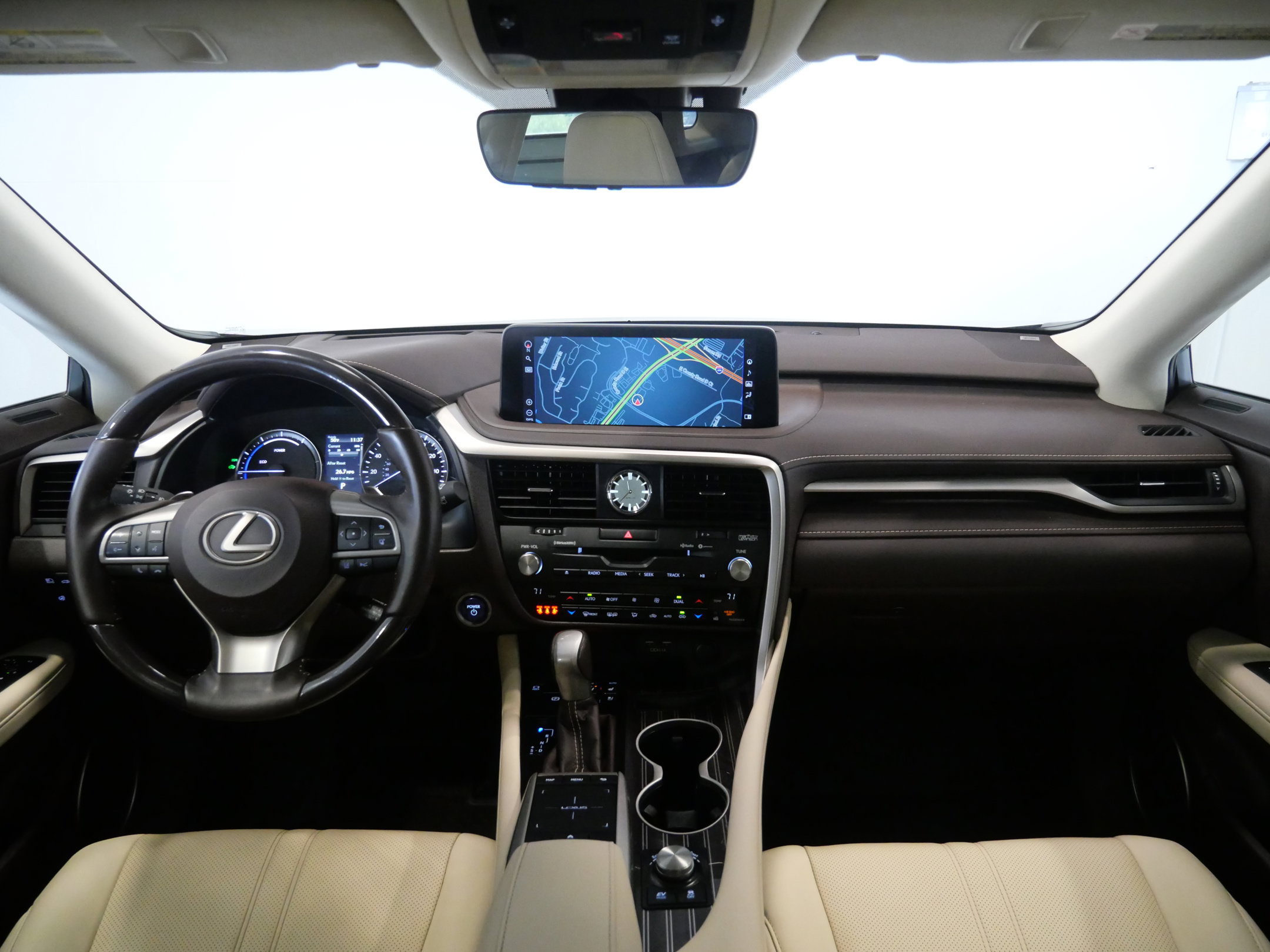 Used 2020 Lexus RX 450h AWD w/ Luxury Package image 17