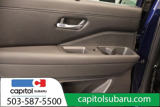 Used 2025 Nissan Pathfinder SL w/ SL Premium Package AWD/4WD image 30