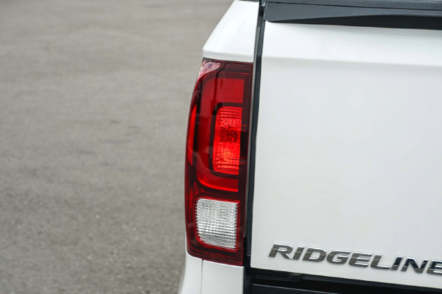 Used 2023 Honda Ridgeline Sport image 8