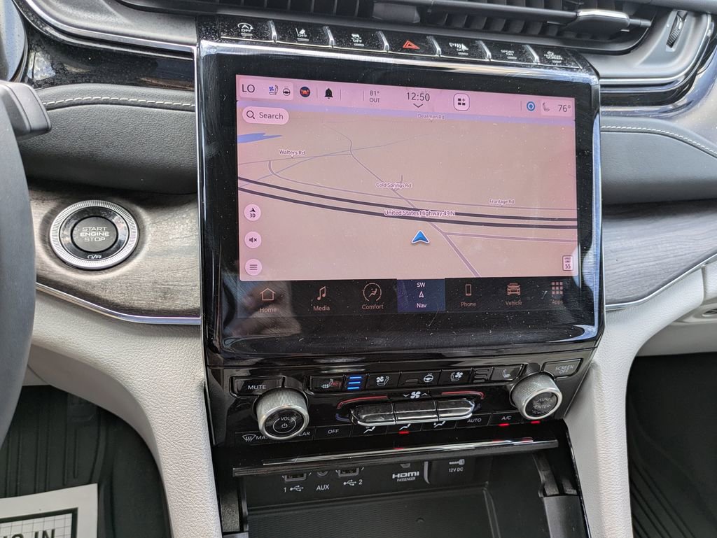 Used 2023 Jeep Grand Cherokee Overland w/ Adv Protech Group III RWD image 14