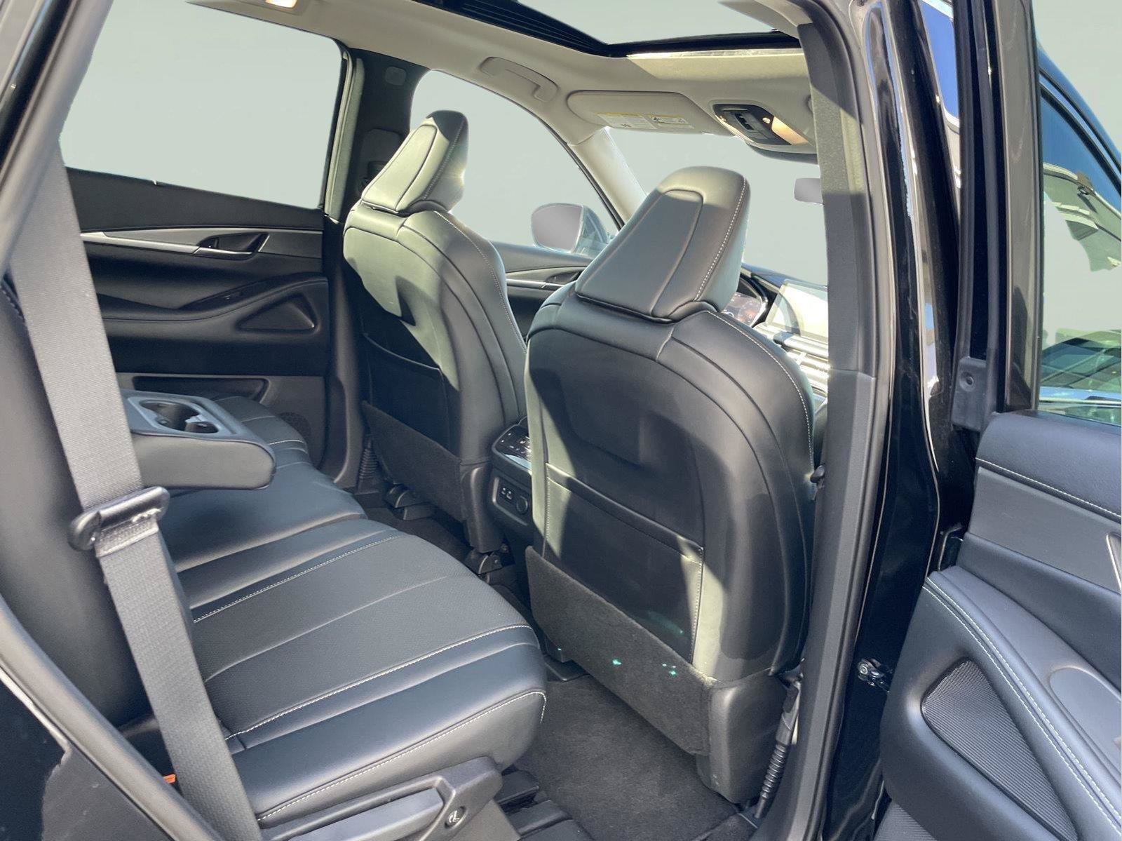 Used 2023 INFINITI QX60 Luxe w/ Cargo Package AWD/4WD image 23