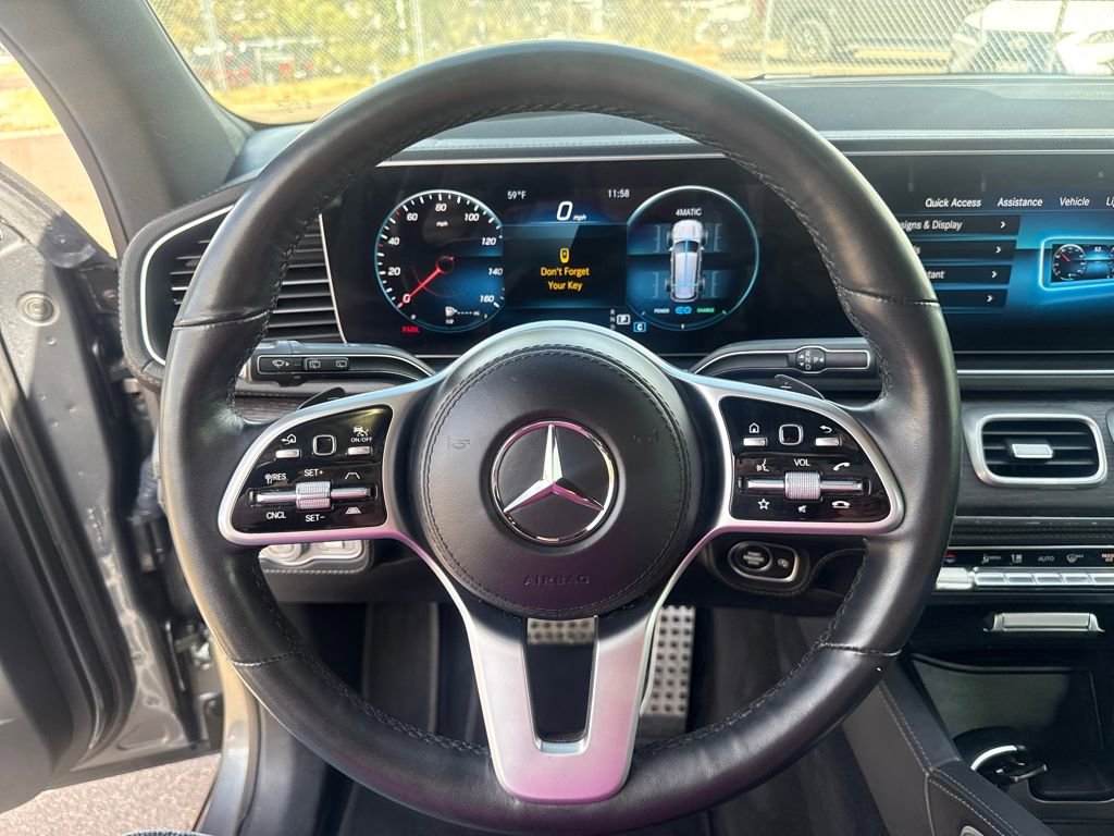 Used 2022 Mercedes-Benz GLS 450 4MATIC image 16