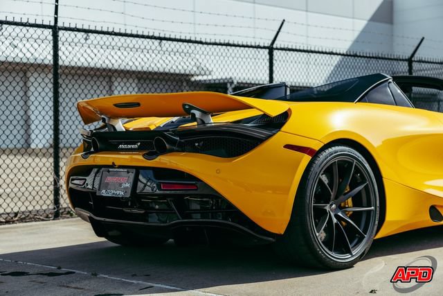 Used 2020 McLaren 720S Performance RWD image 89