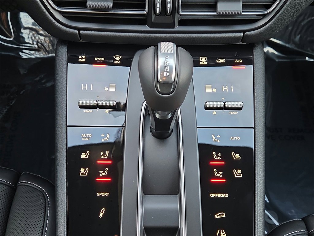 New 2026 Porsche Macan S image 13