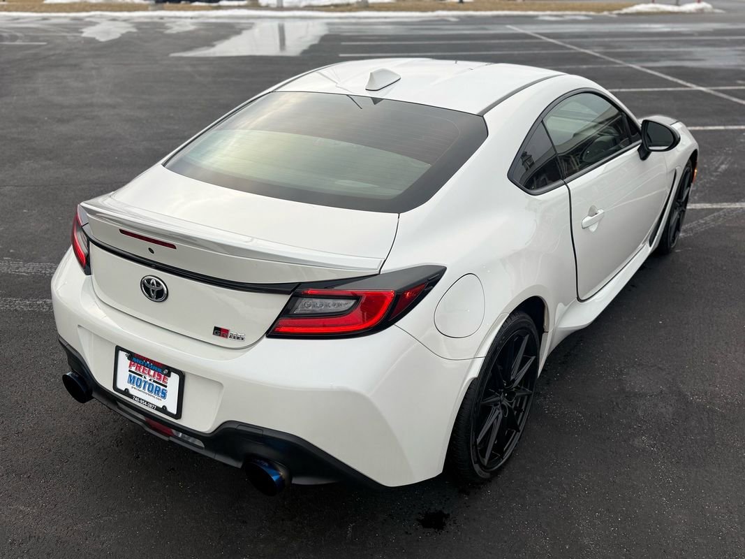 Used 2024 Toyota GR86 Premium image 5