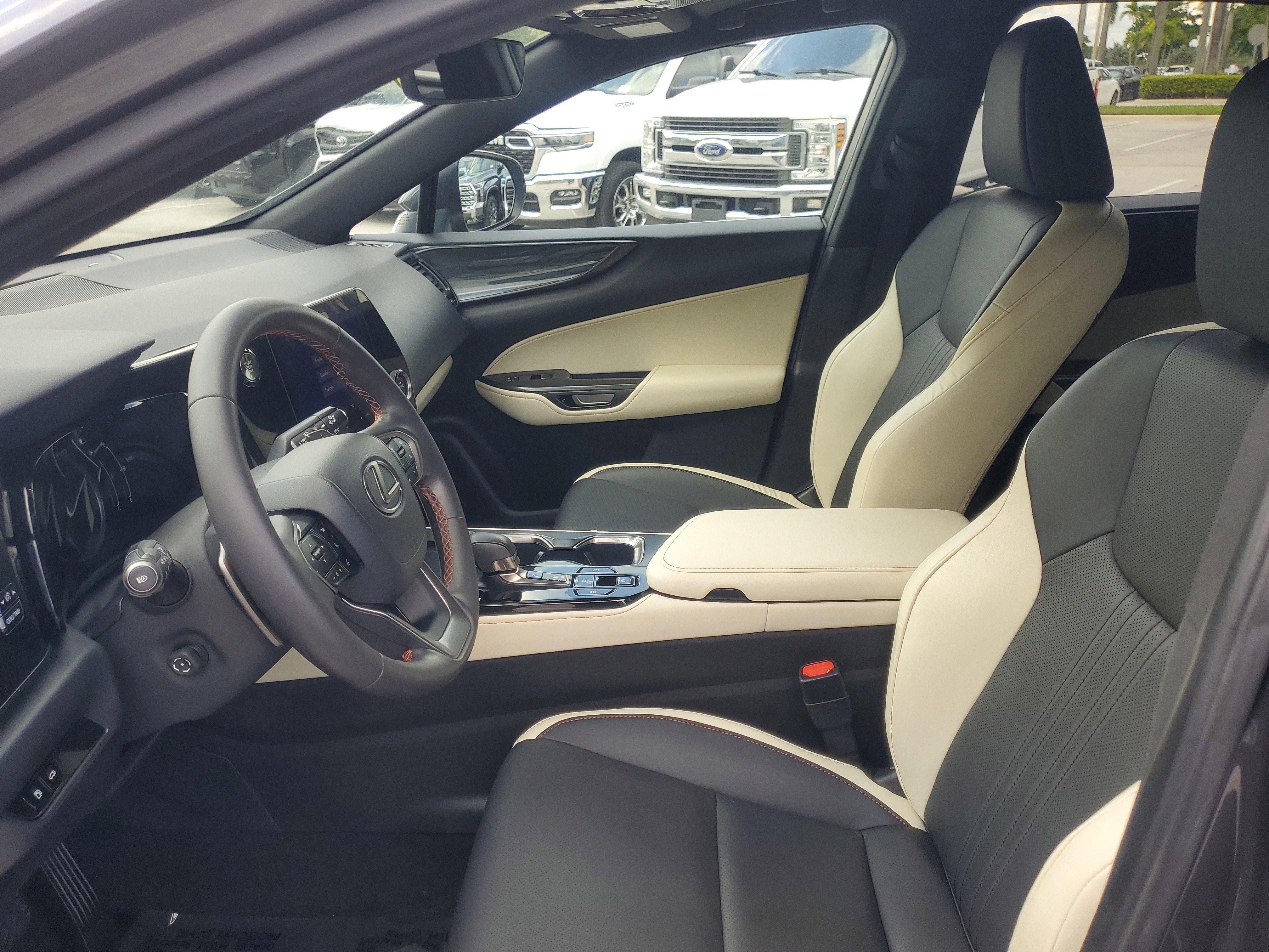 Used 2024 Lexus NX 250 NX 250 Premium image 16