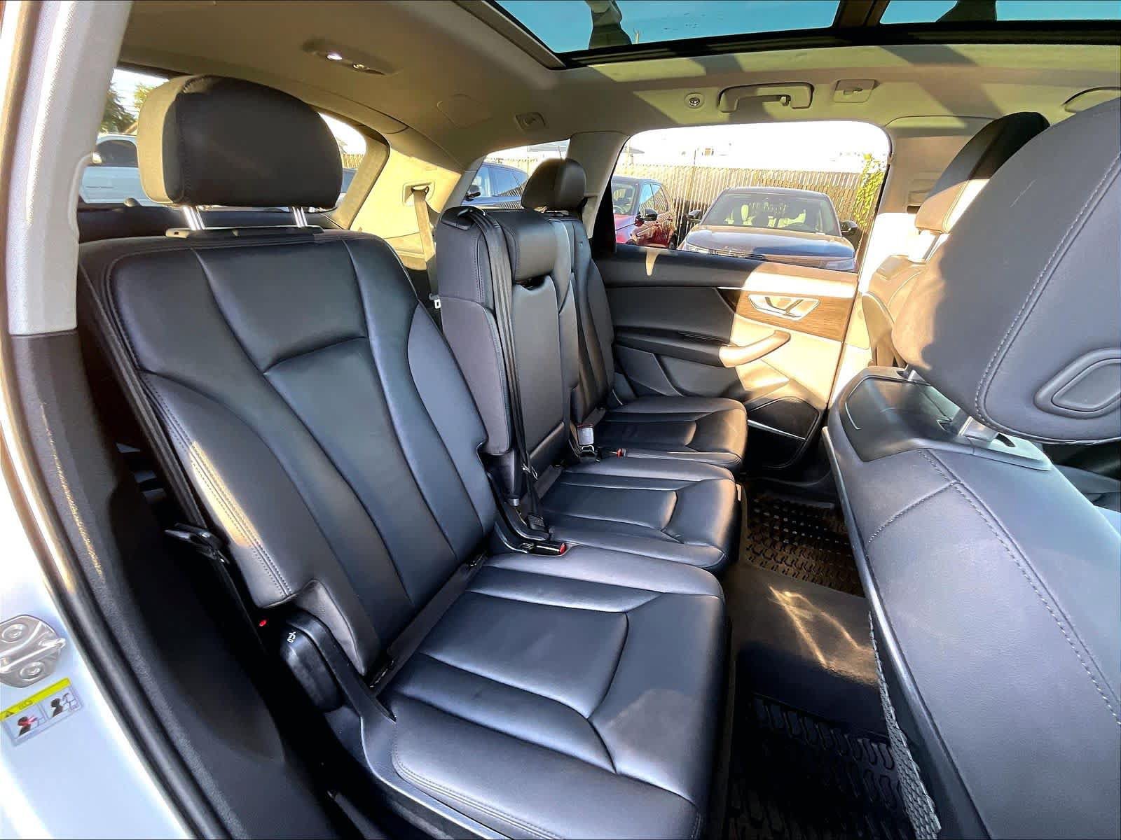 Used 2021 Audi Q7 2.0T Premium Plus w/ Premium Plus Package AWD/4WD image 30