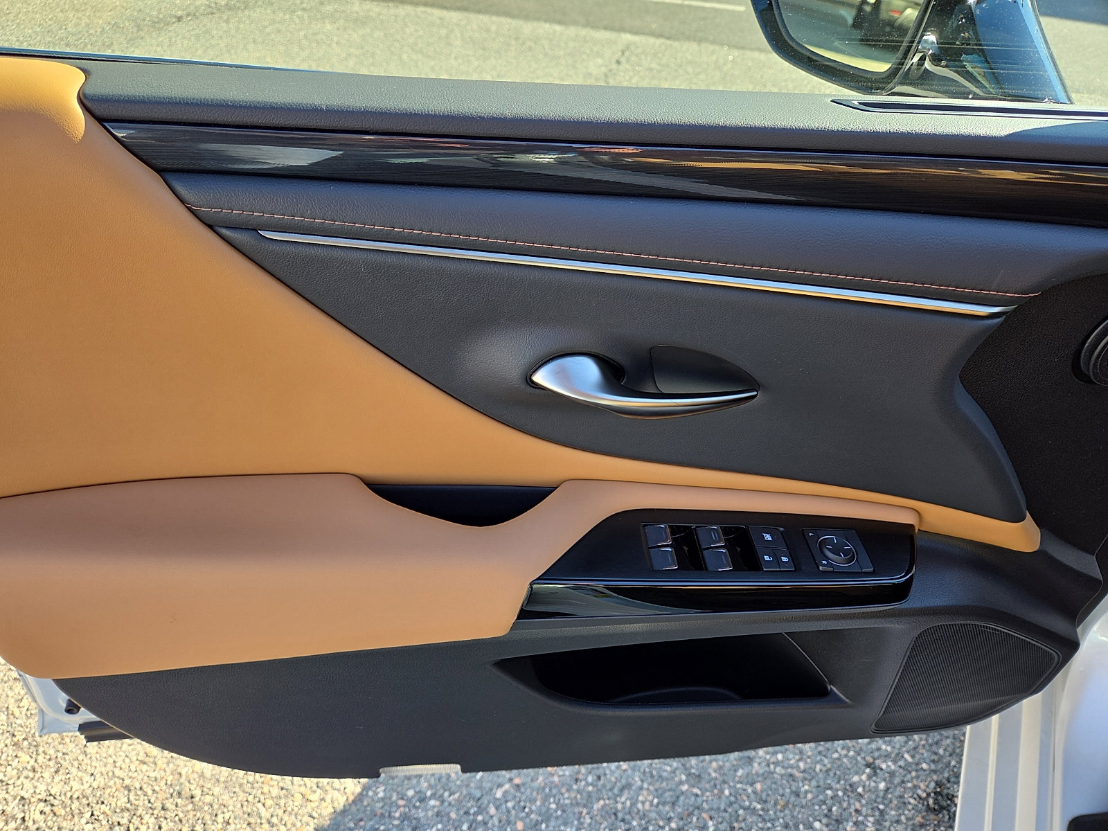 Used 2022 Lexus ES 350 w/ Accessory Package 2 image 13