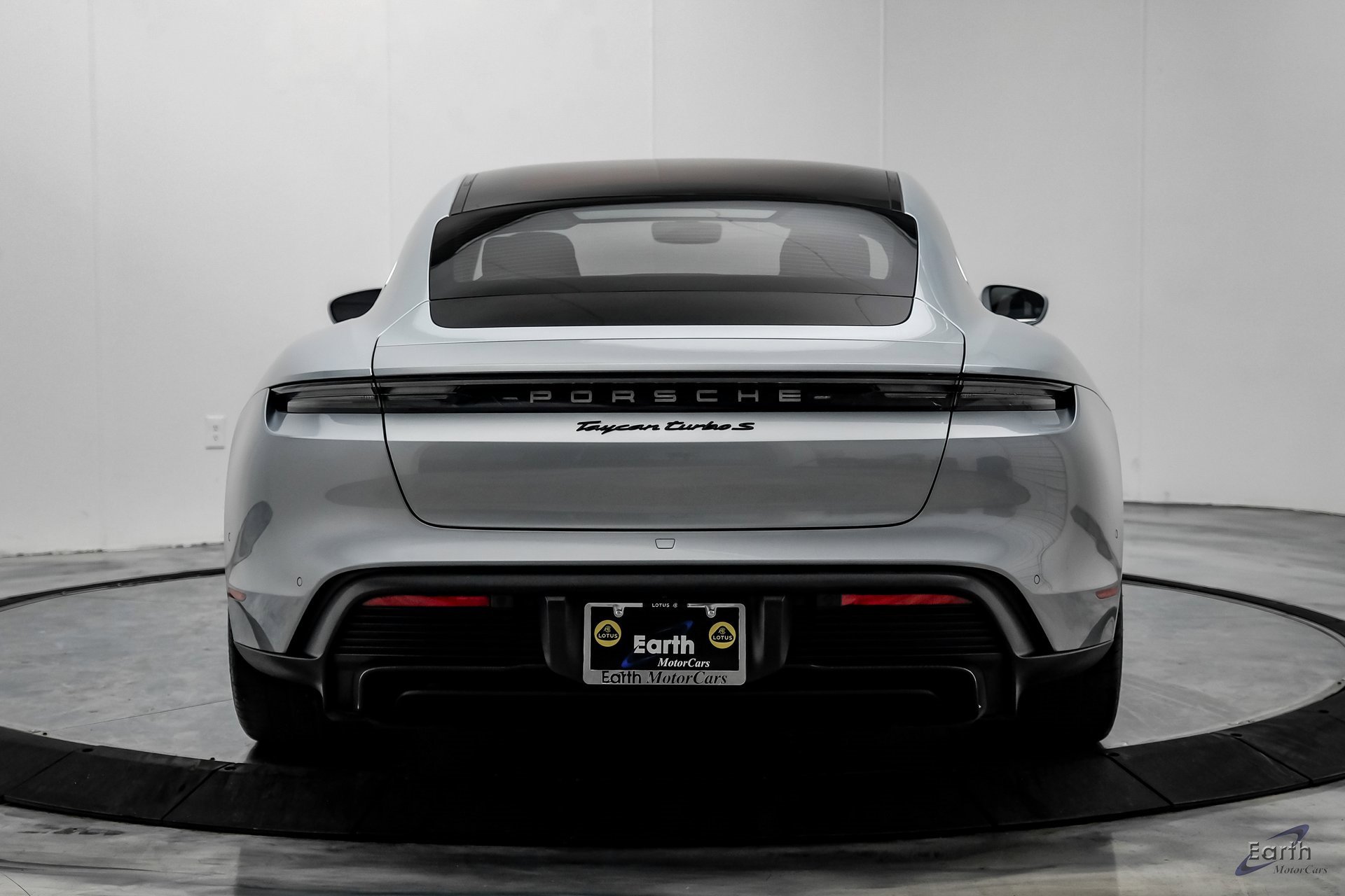 Used 2023 Porsche Taycan Turbo S w/ Premium Package image 10