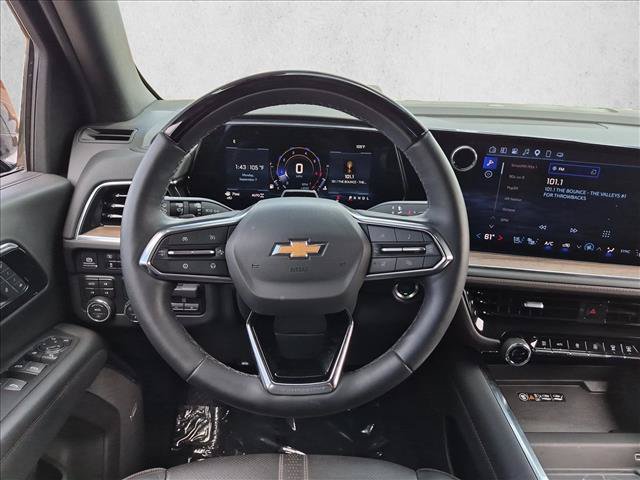 Used 2025 Chevrolet Tahoe High Country AWD/4WD image 14