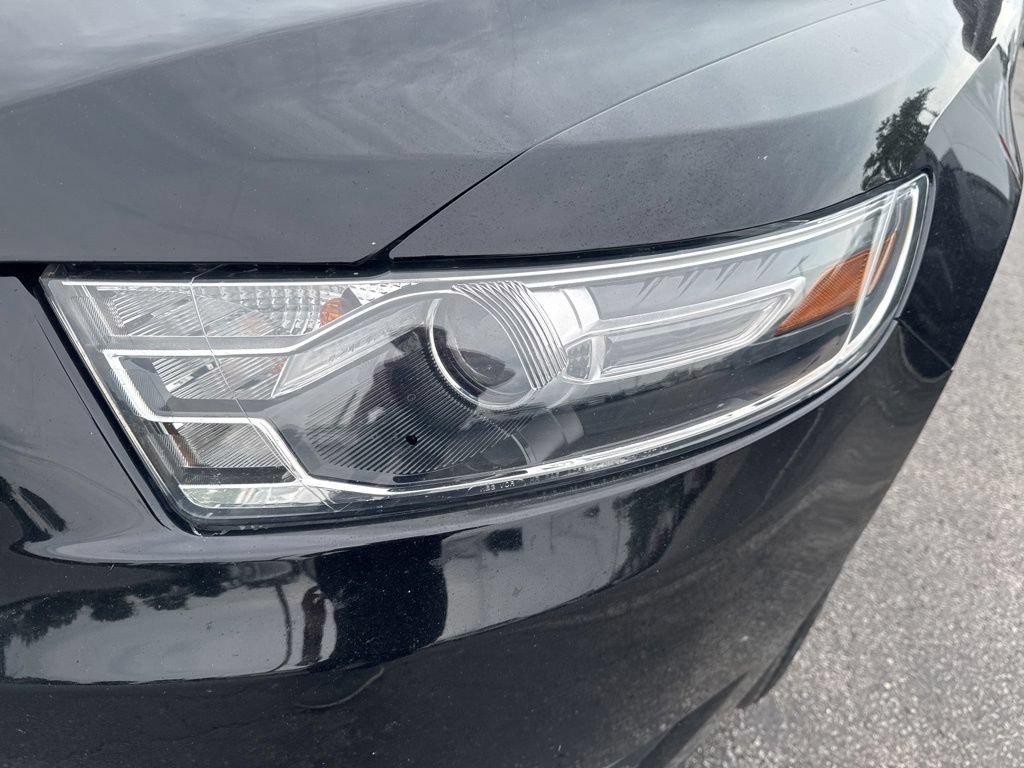 Used 2016 Ford Taurus SEL FWD image 48