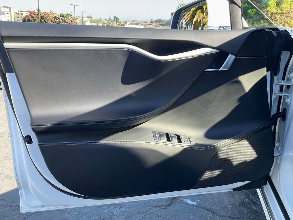 Used 2017 Tesla Model S 100D AWD/4WD image 24