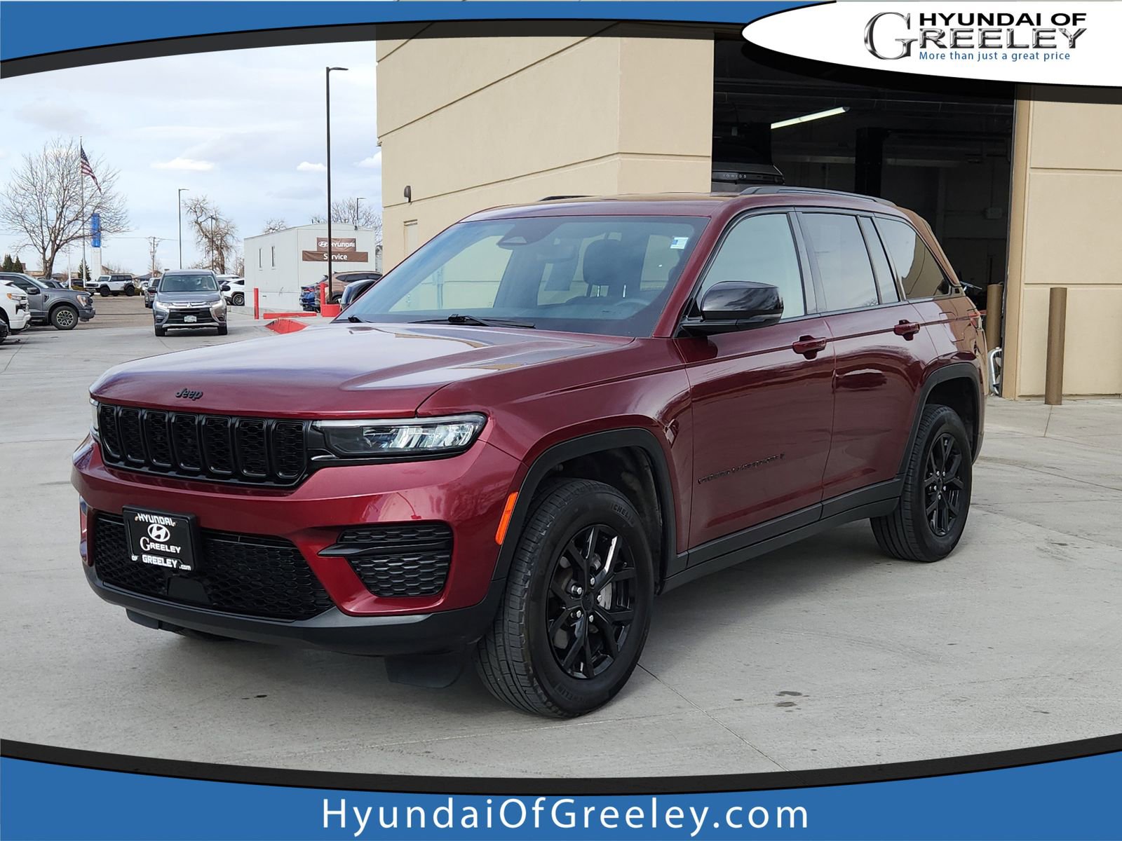 Used 2024 Jeep Grand Cherokee Altitude