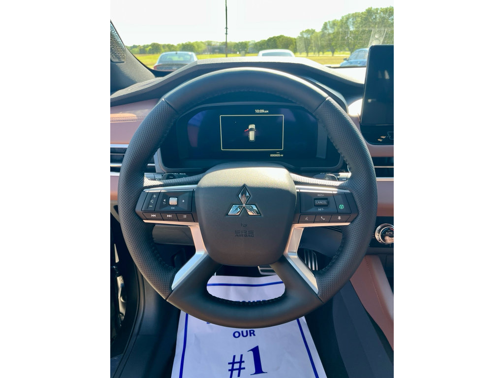 New 2026 Mitsubishi Outlander SEL FWD image 7