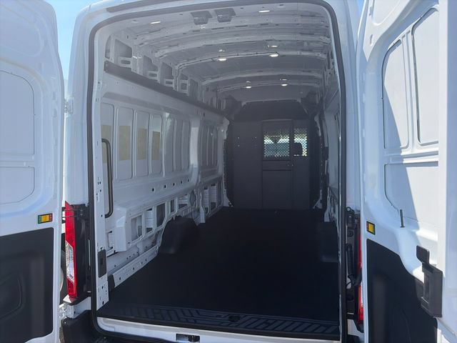 New 2026 Ford Transit 350 148 High Roof Extended RWD image 7