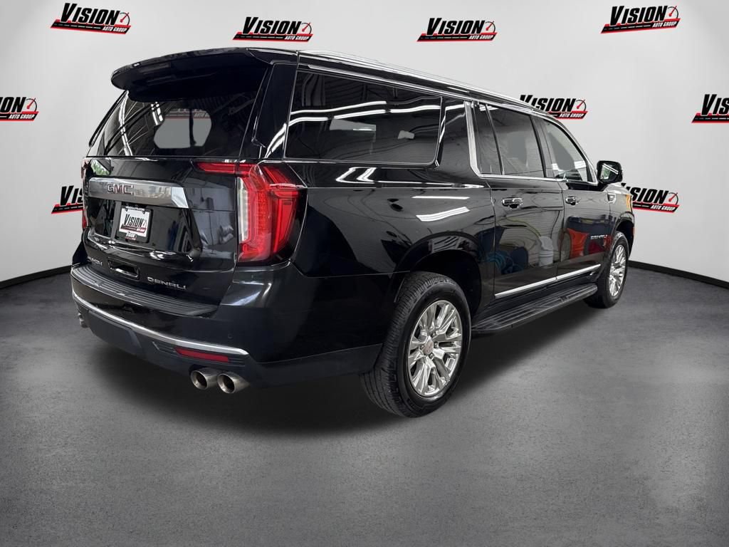 Used 2022 GMC Yukon XL Denali AWD/4WD image 5