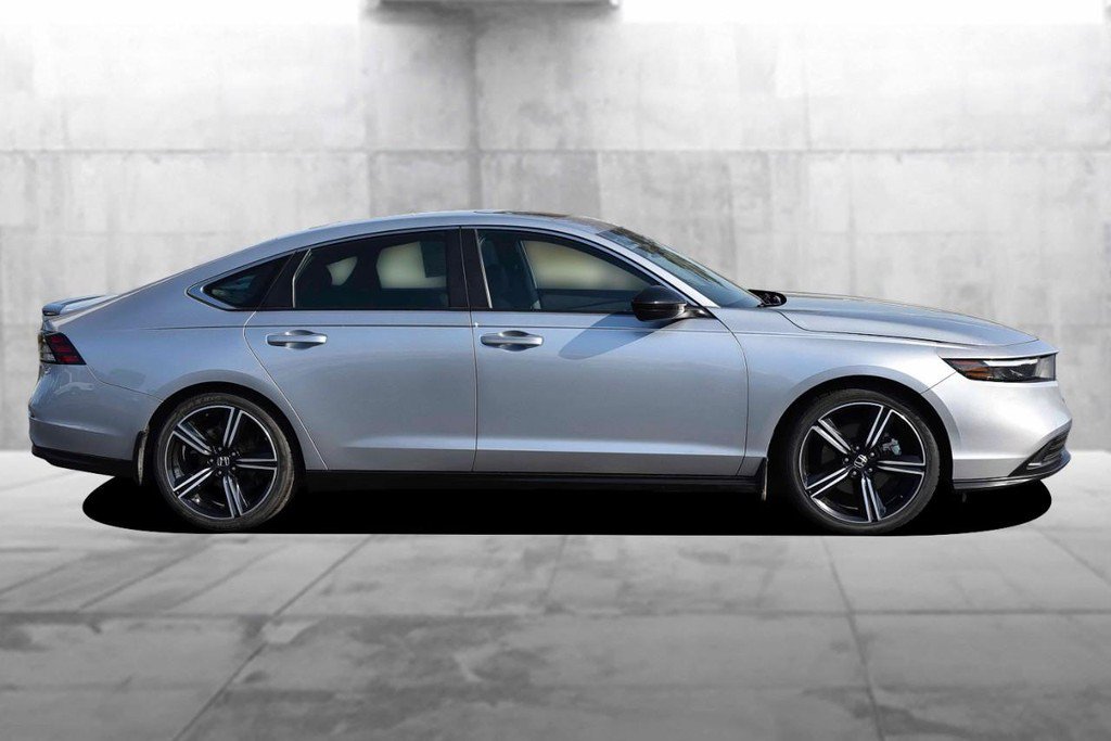 Certified 2024 Honda Accord Sport image 5