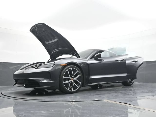 New 2026 Porsche Taycan AWD/4WD image 31