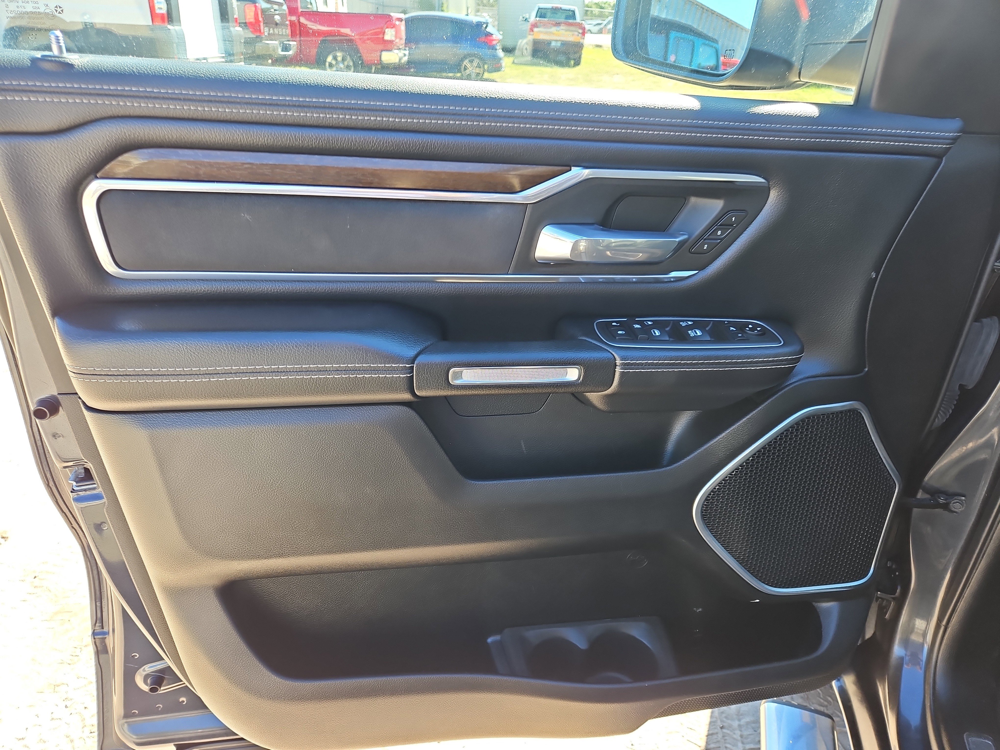 Used 2021 RAM 1500 Laramie image 15