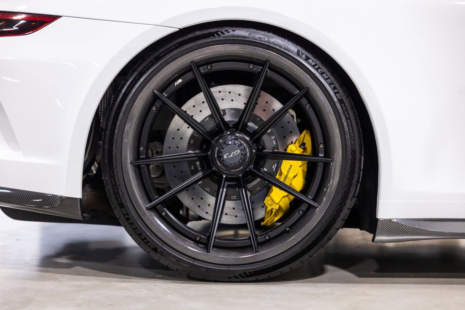 Used 2018 Porsche 911 GT3 image 26