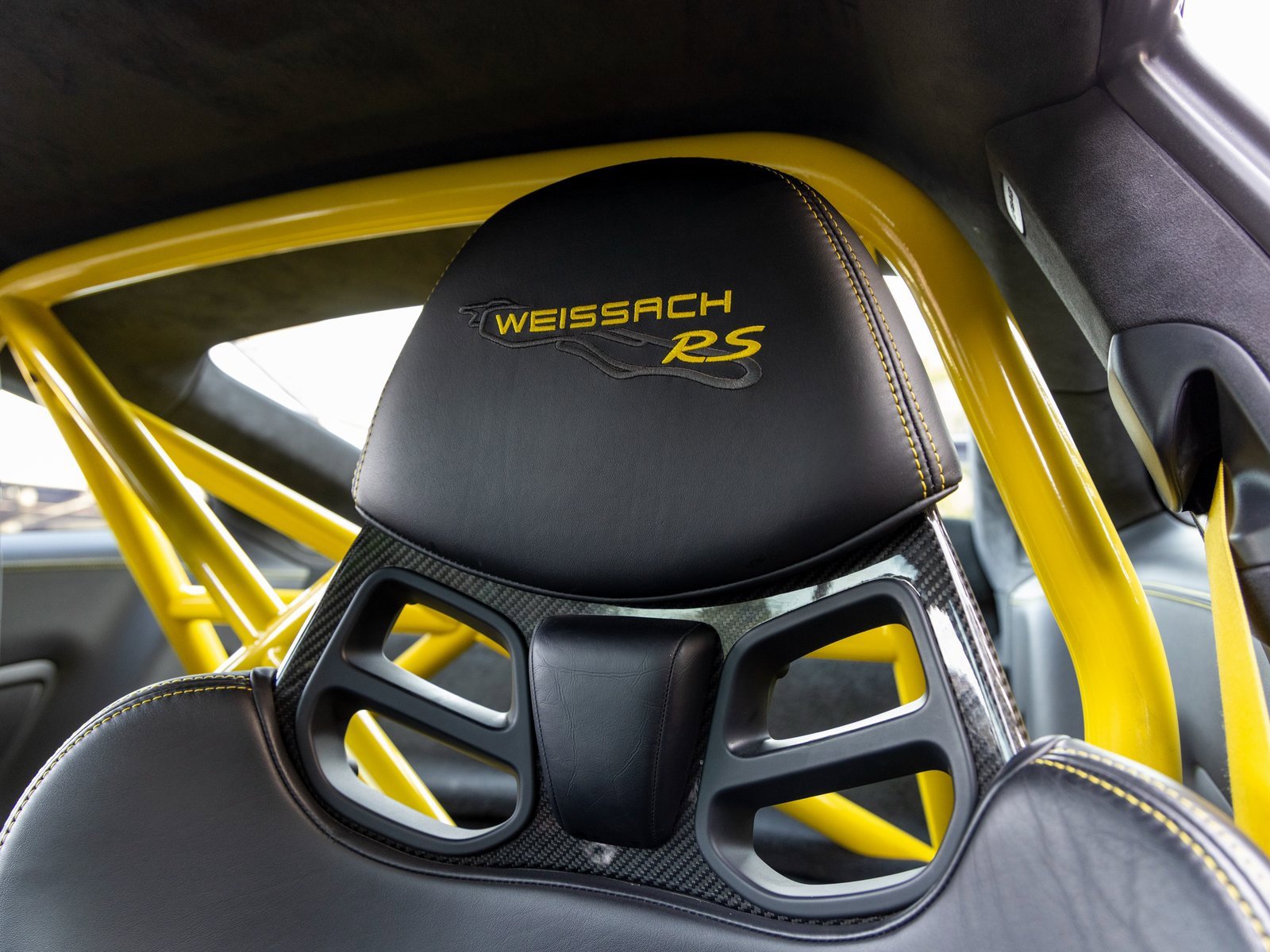 Used 2019 Porsche 911 GT3 RS image 37