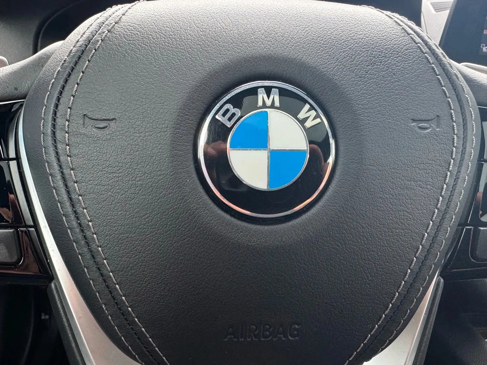 Used 2018 BMW 540i xDrive AWD/4WD image 28