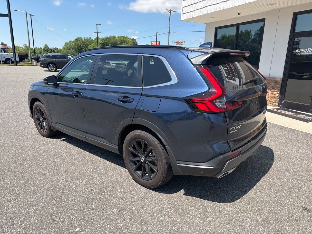 Used 2025 Honda CR-V Sport image 6
