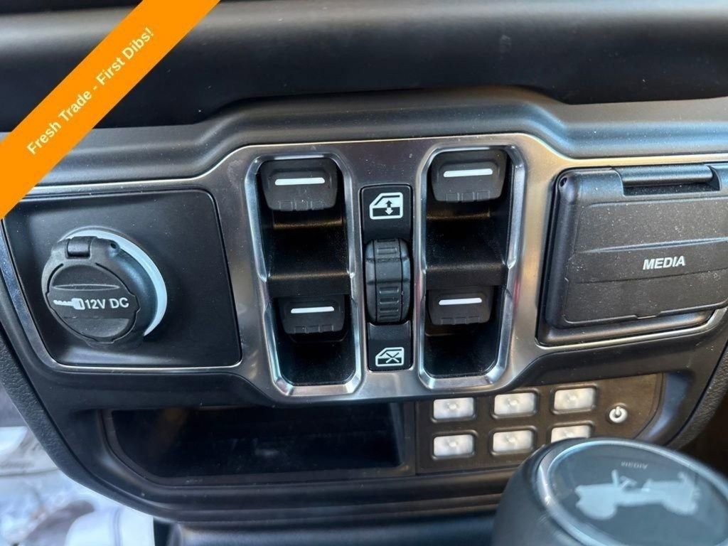 Used 2022 Jeep Wrangler Unlimited Sahara 4xe w/ Cold Weather Group image 12