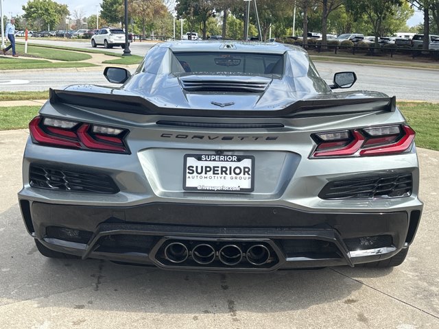 Used 2023 Chevrolet Corvette Z06 w/ Stealth Interior Trim Package RWD image 5