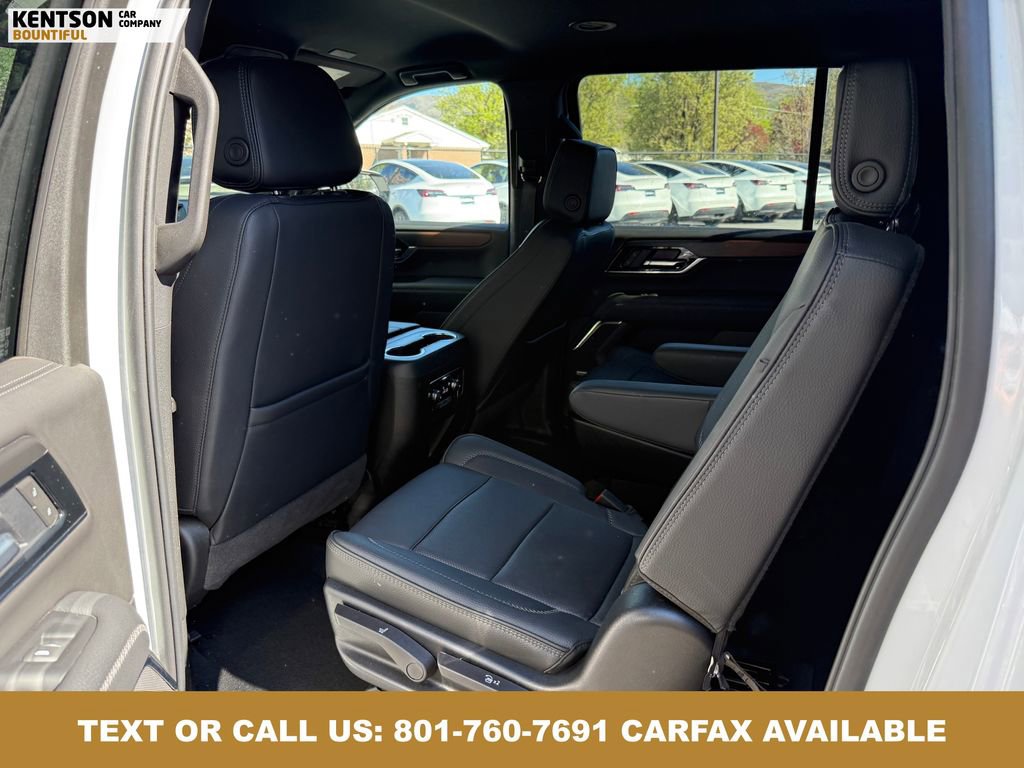 Used 2025 GMC Yukon XL Denali AWD/4WD image 35