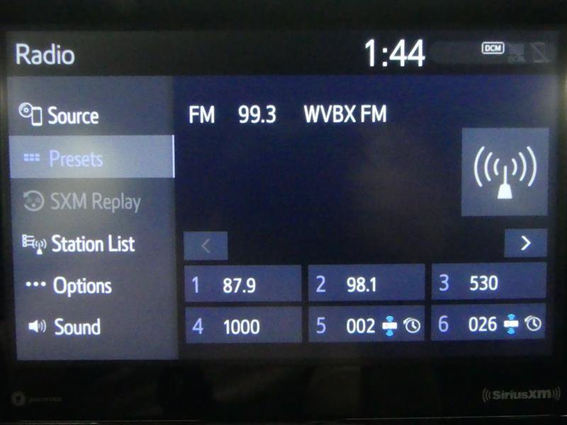 Used 2022 Toyota Corolla SE FWD image 10