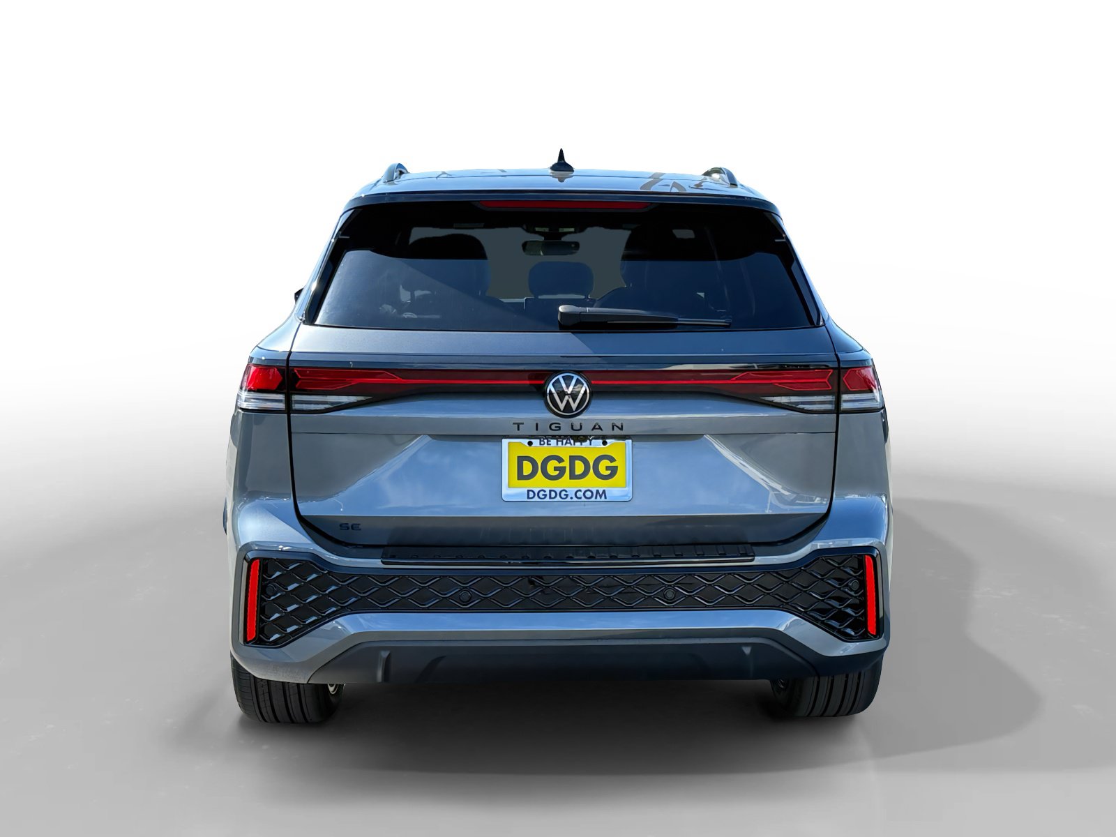 New 2026 Volkswagen Tiguan SE R-Line FWD image 4