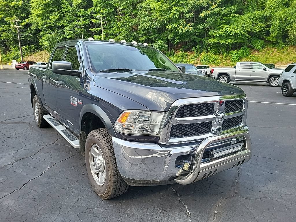 Used 2017 RAM 2500 Tradesman w/ Chrome Appearance Group AWD/4WD image 4