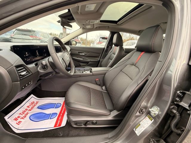 New 2026 Nissan Sentra SR w/ SR Premium Package image 13