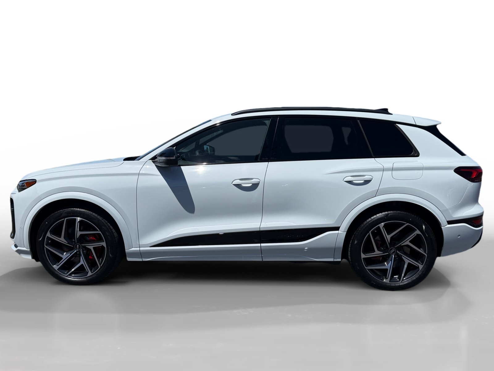 New 2027 Audi SQ6 e-tron Premium Plus AWD/4WD image 2